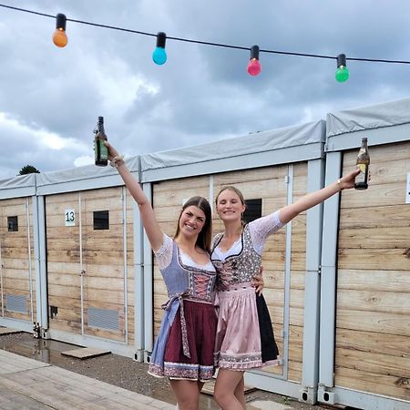 Oktoberfest Wiesn Camp Lodge München Exteriör bild